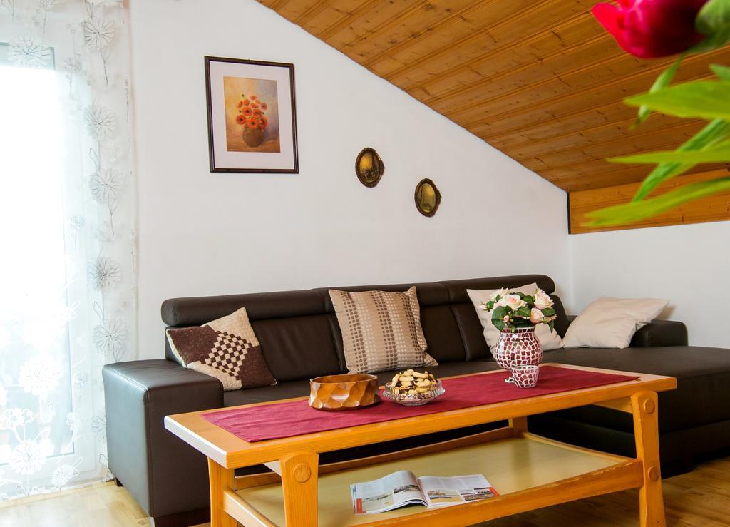Ferienhaus Endl 프레이분크 객실 사진